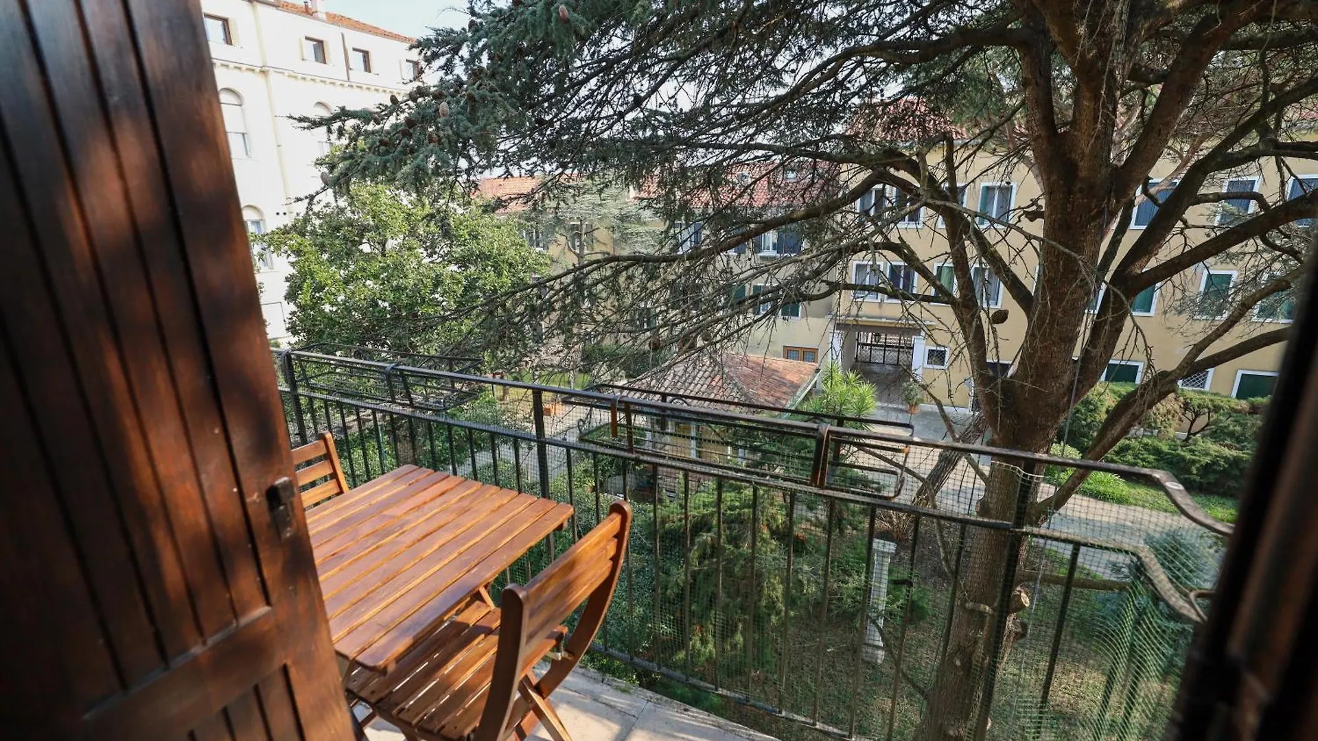 Grandma Mary Appartamento Nel Verde Con Ascensore Balcone Ac Internet Veloce Giudecca Venezia شقة